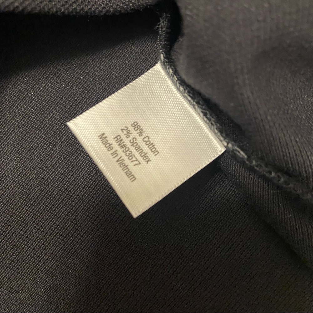 ✨ Classic Everyday Polo ✨
St. John’s Bay Black Polo Shirt 🖤 - Picture 9 of 9